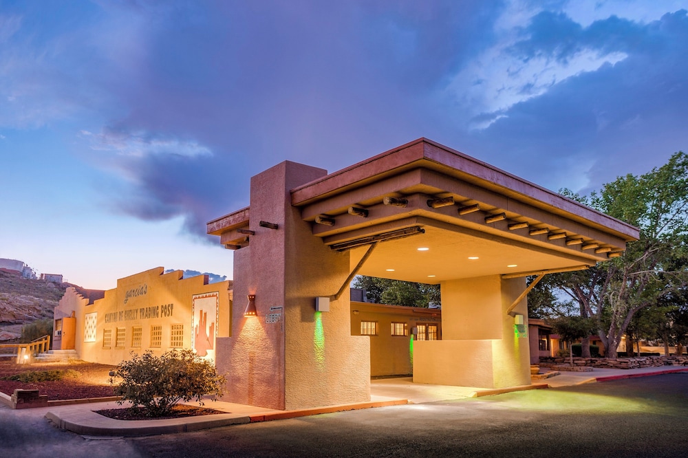 Holiday Inn Canyon de Chelly (Chinle), an IHG Hotel 1/37