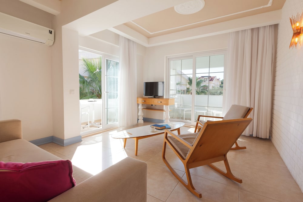 Kalkan Suites 28/50
