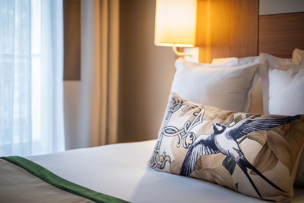 Hotel Le Tourville by Inwood Hotels 27/48
