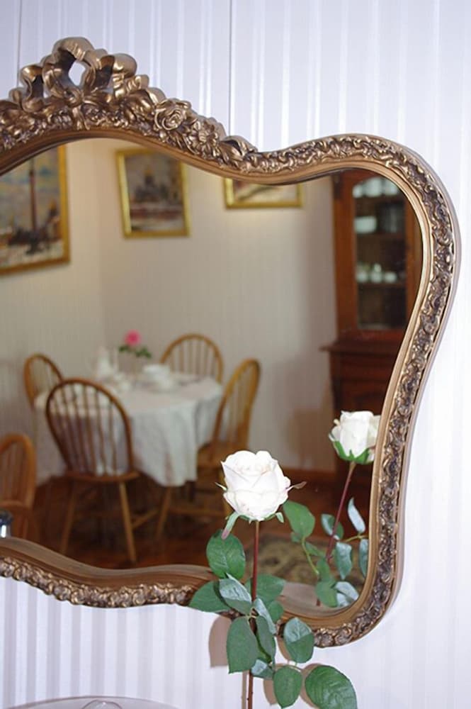 Astoria Retreat Bed And Breakfast 3/25