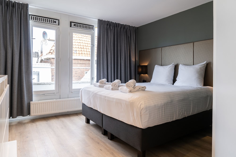 Hotel de Duif 9/50