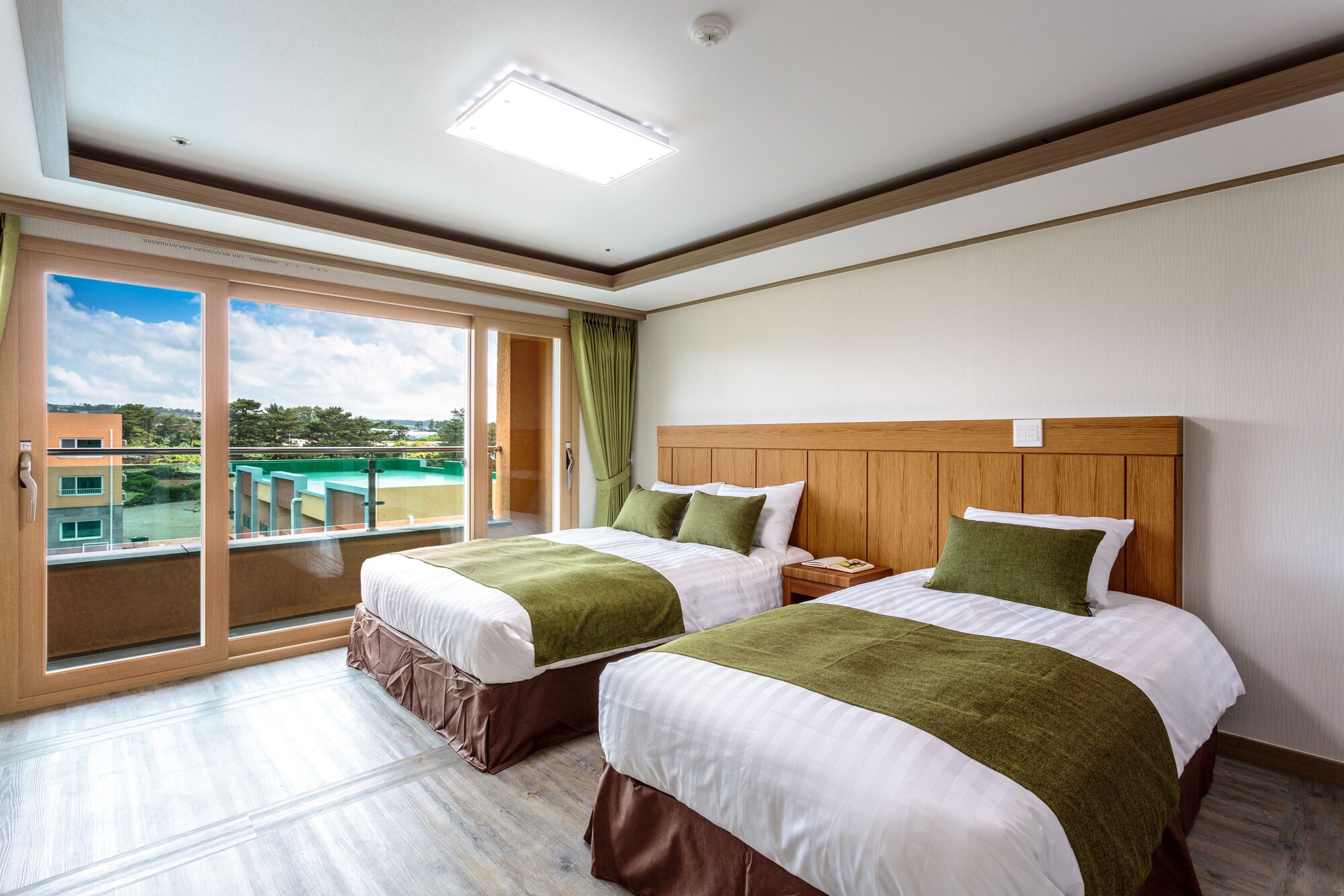 STANDARD, TWIN BEDS