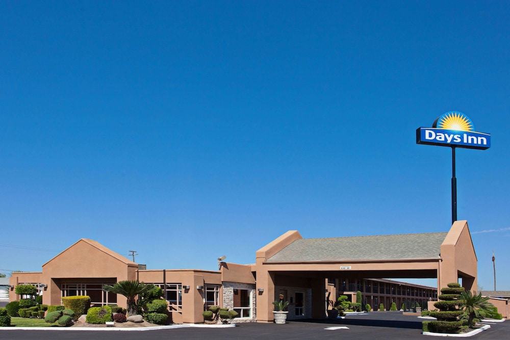 Days Inn by Wyndham Chowchilla Gateway to Yosemite 3/18