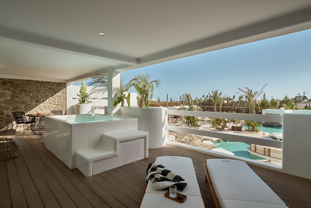 AYA Resort 31/60