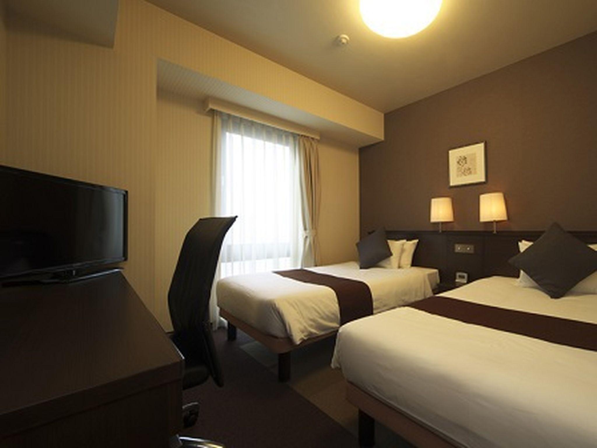 Semi Room, 2 Semi Double Beds