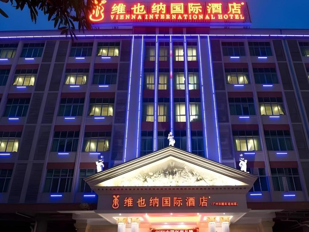 Vienna International Hotel (Guangzhou Tianhe Olympic Sports Dongpu) photo1