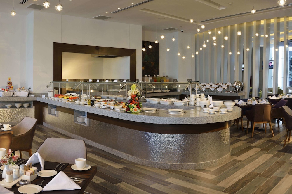 HS HOTSSON Hotel Silao 50/58