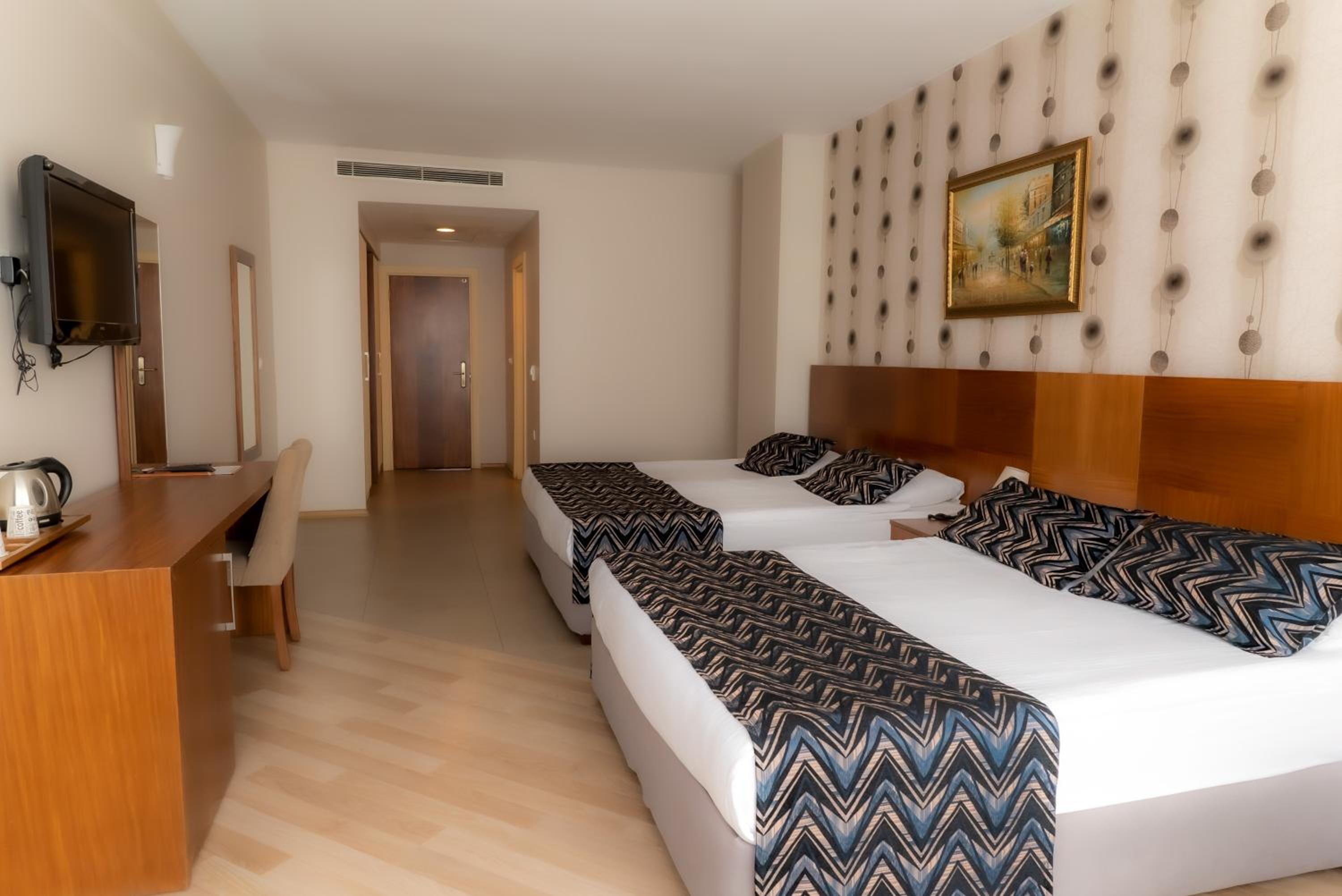 Grand Karot Hotel 19/56