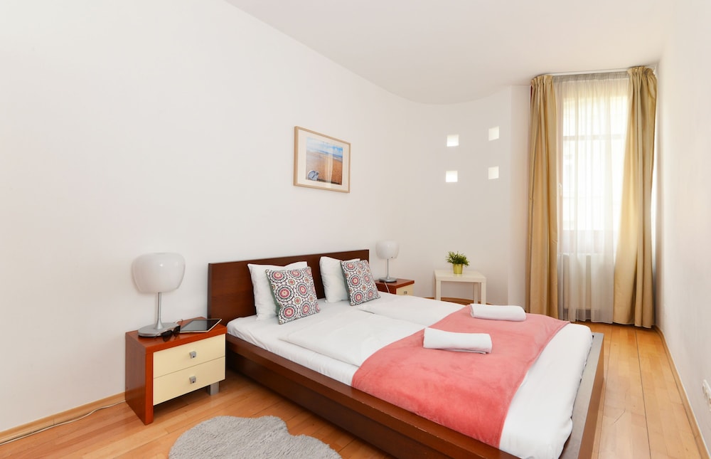 Lord Residence 15/58
