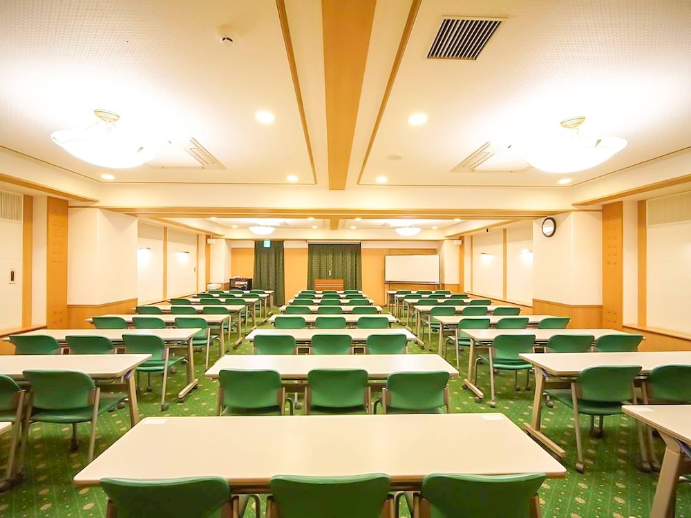 Apa Hotel Miyazaki Nobeoka Ekimae 54/65