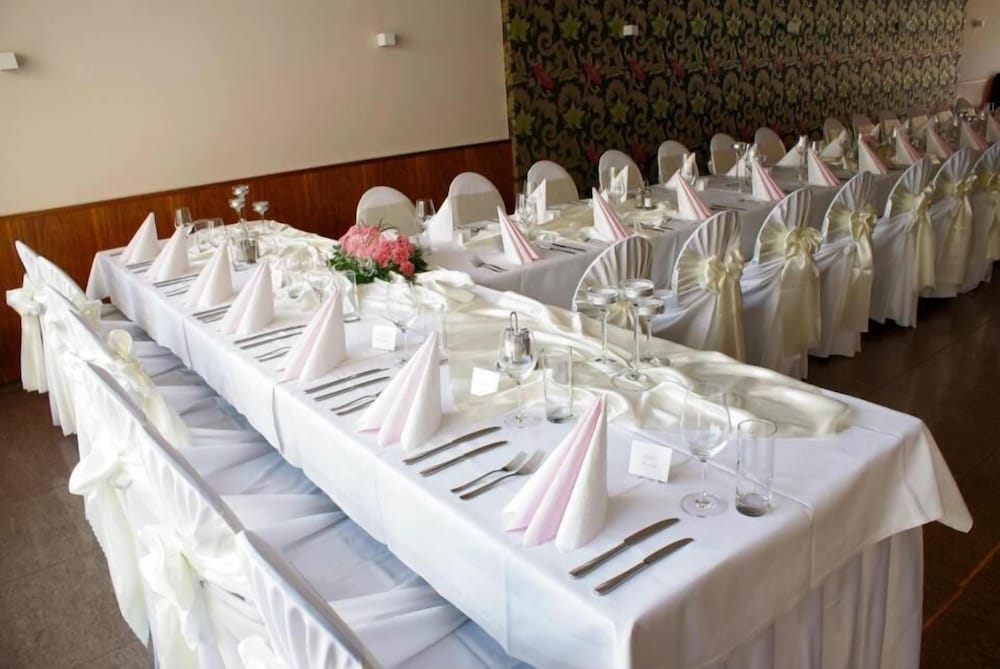 Hotel Eminent 34/45