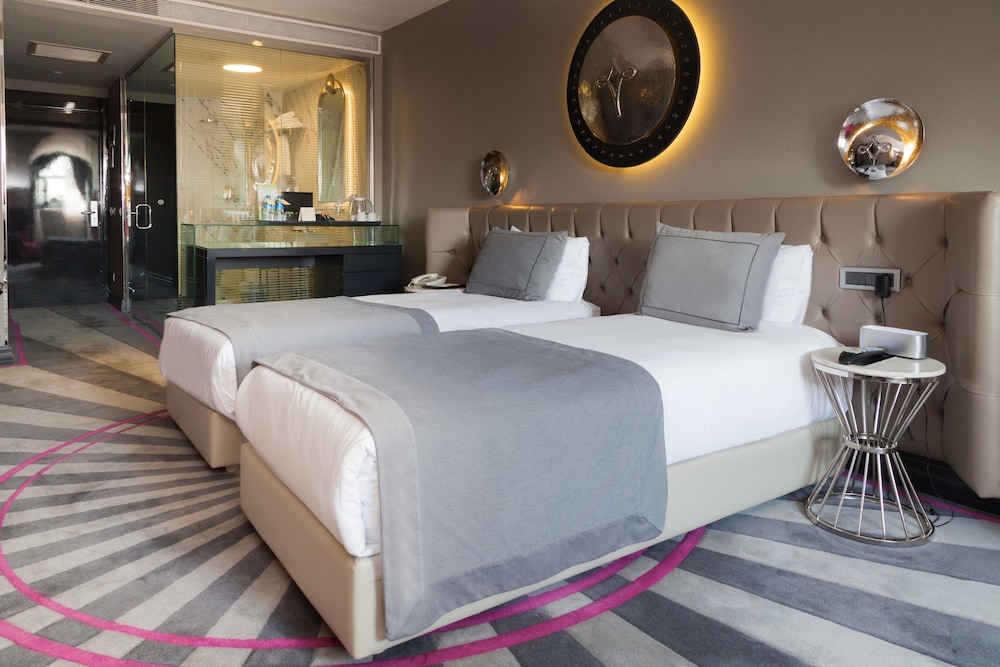Sura Design Hotel & Suites 20/68