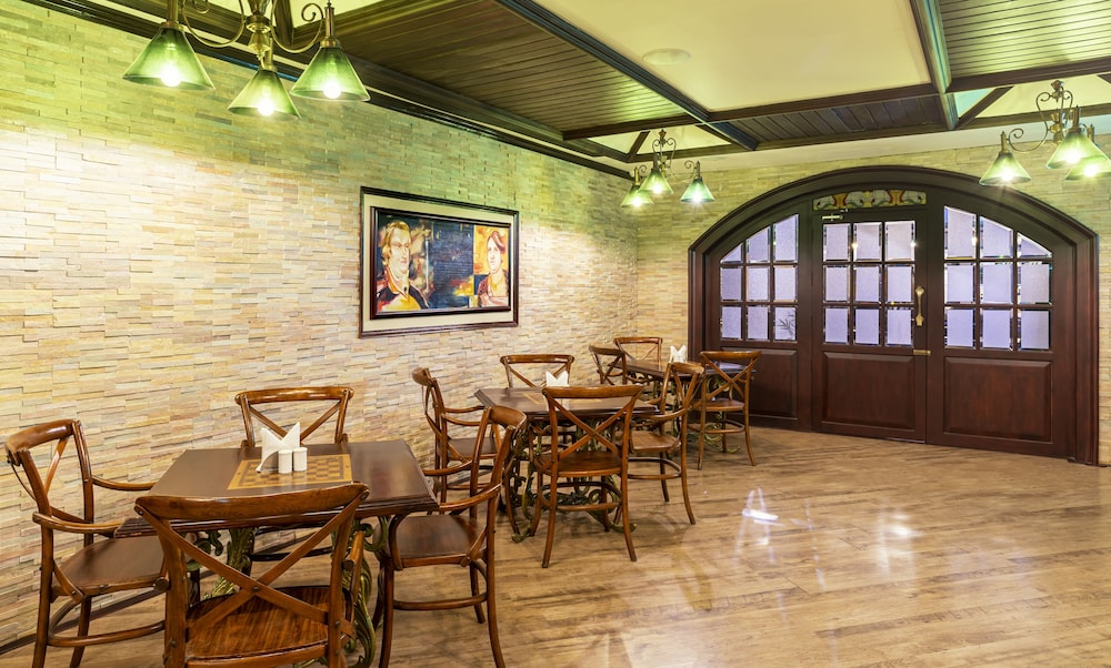 Travancore Court 39/56