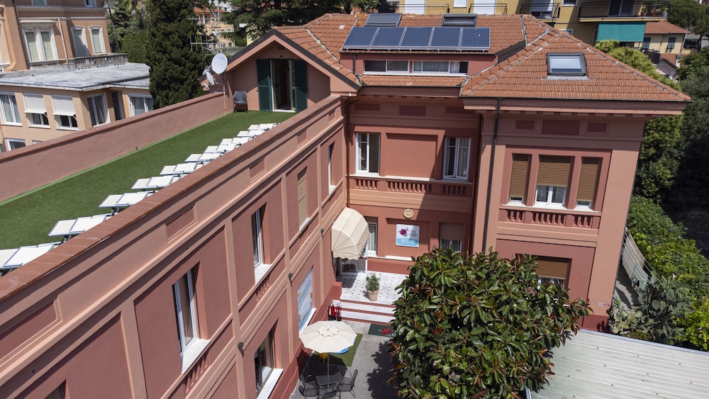 Hotel Delle Rose 1/50