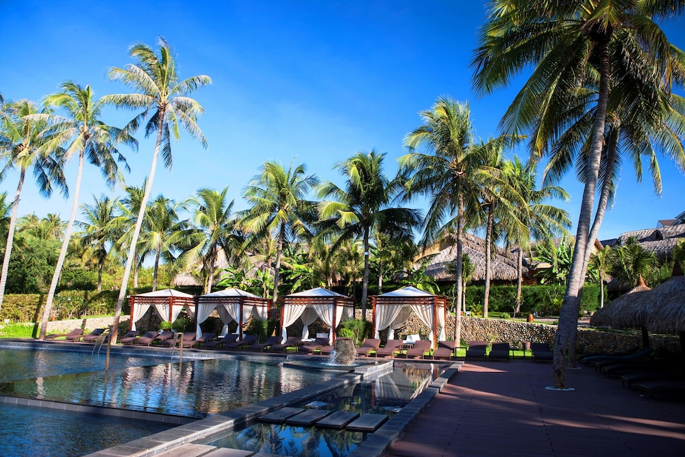 Aroma Beach Resort & Spa 24/50