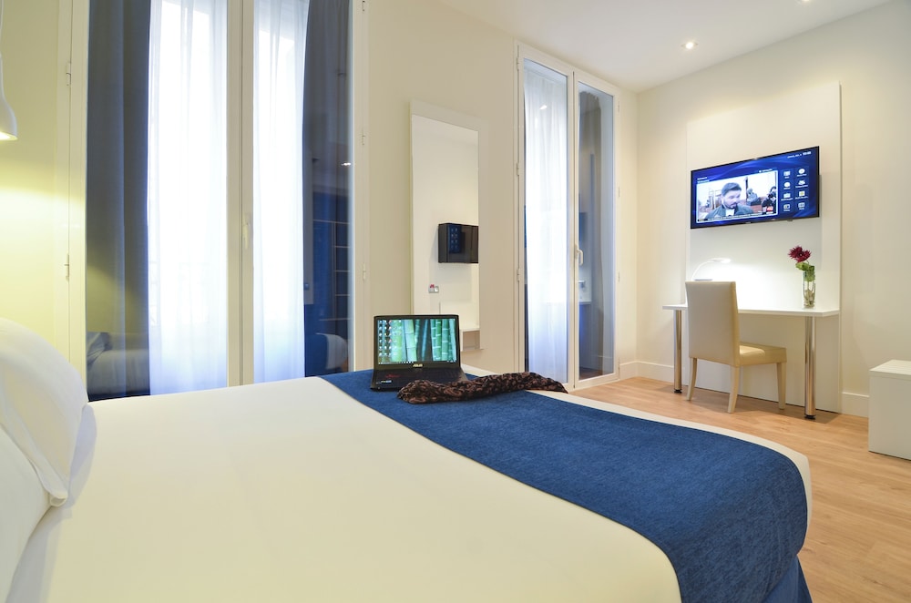 Hotel Miau 11/36