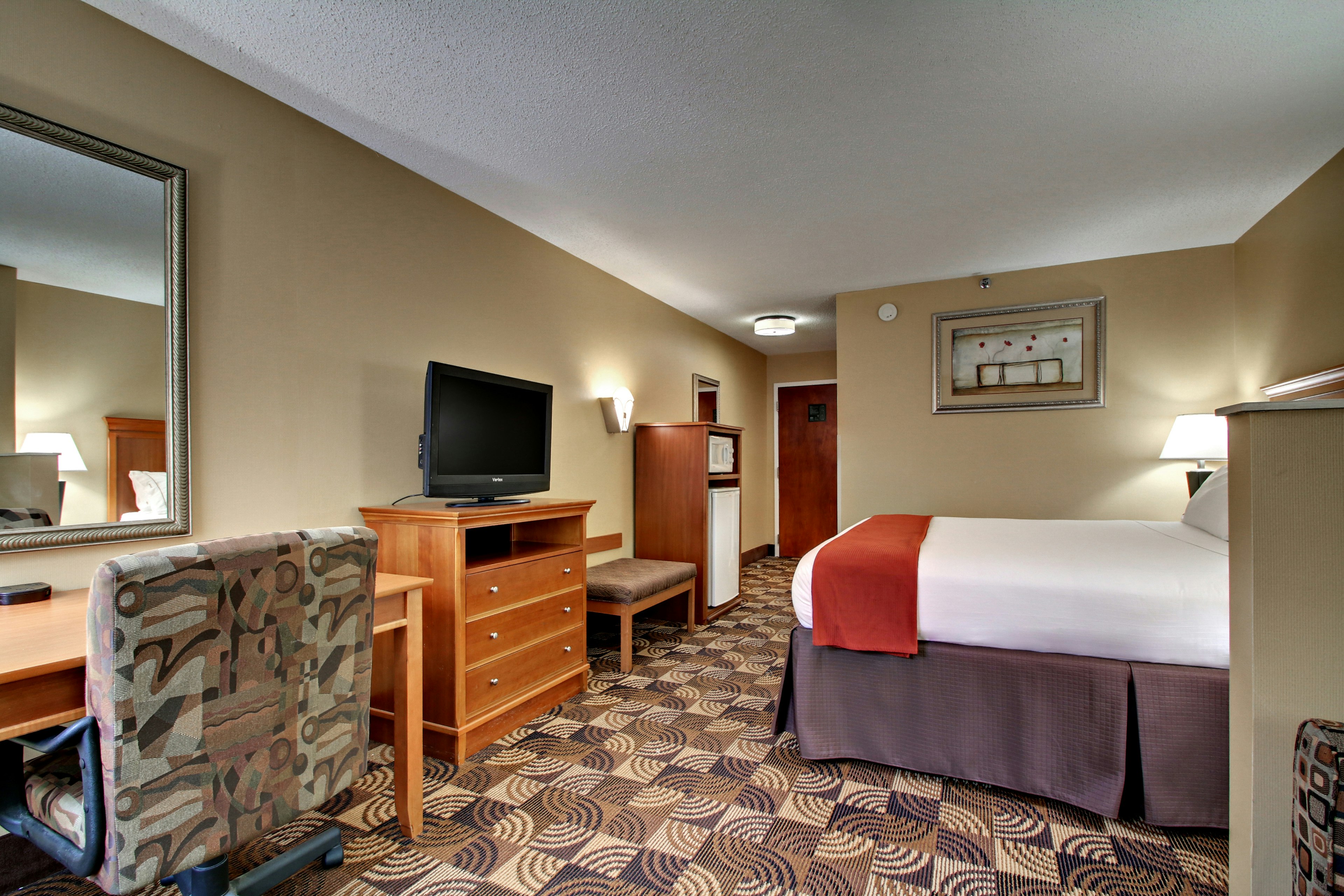Holiday Inn Express Hurricane Mills Waverly 37/62