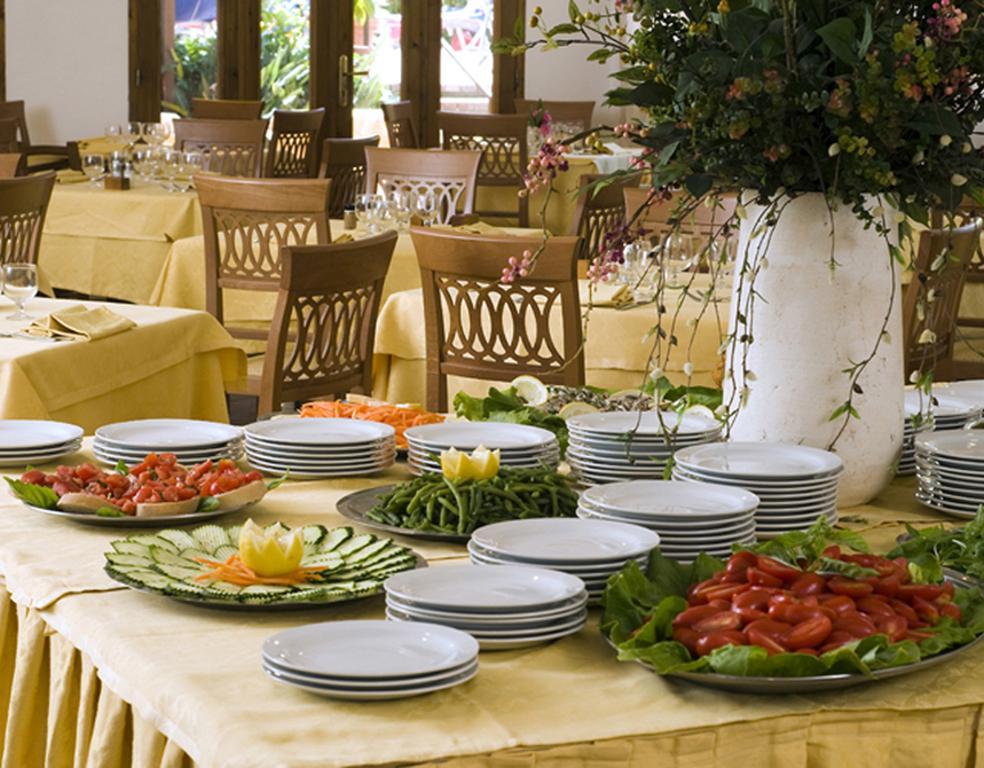 Family Hotel Le Canne&Beauty 36/42