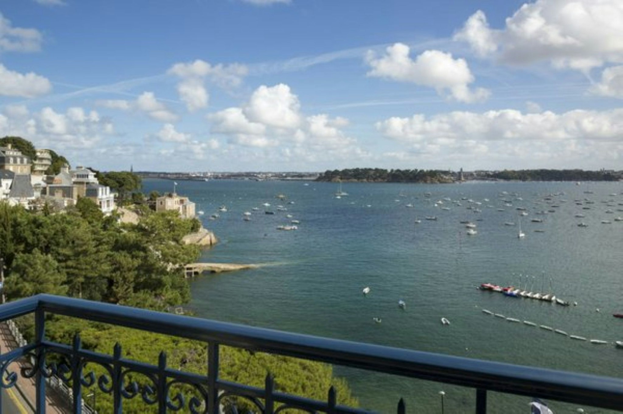 Hotel Barriere Le Grand Hotel Dinard 77/83