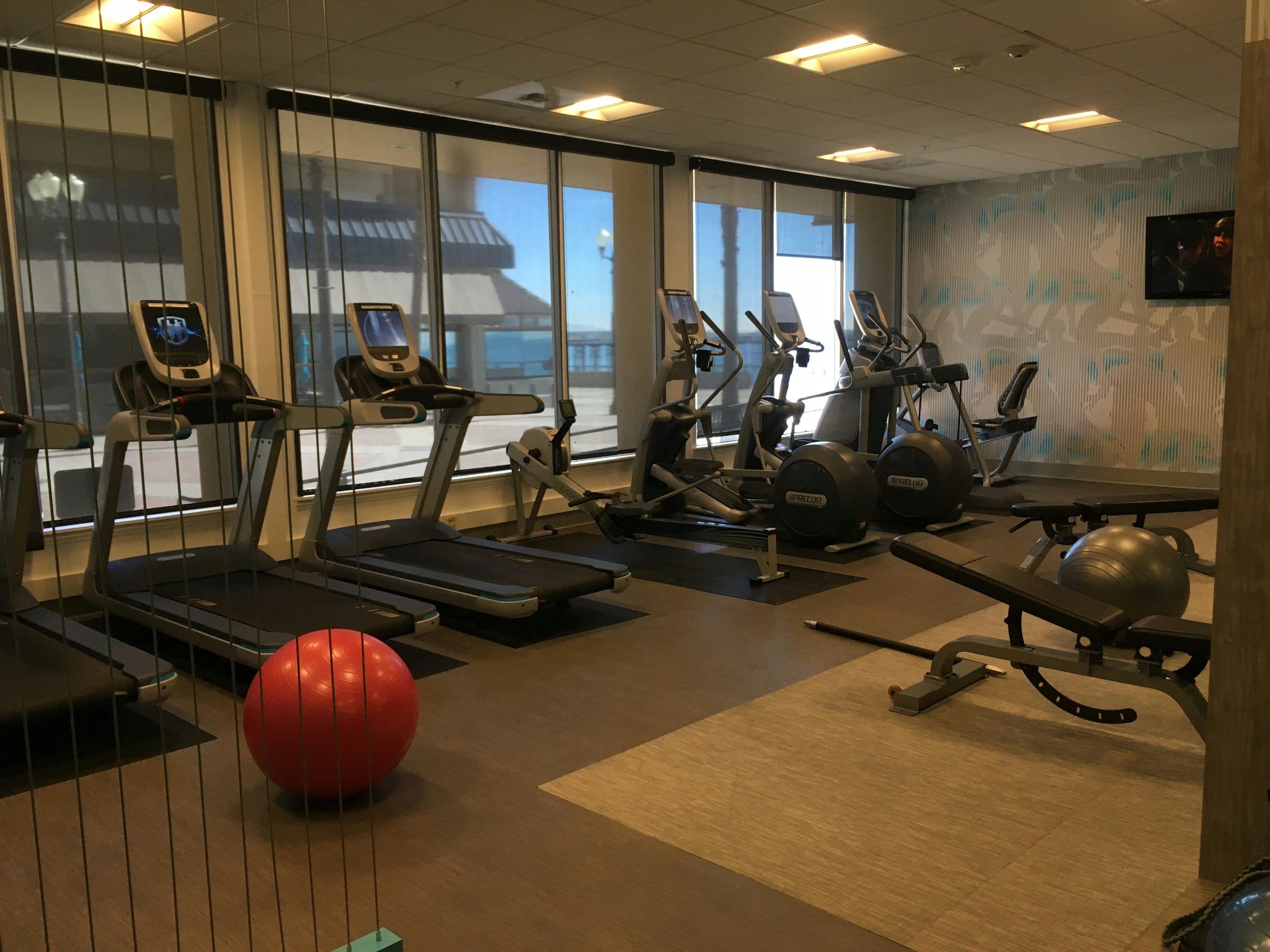Crowne Plaza Ventura Beach 42/74