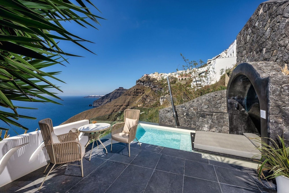 Athina Luxury Suites 37/62