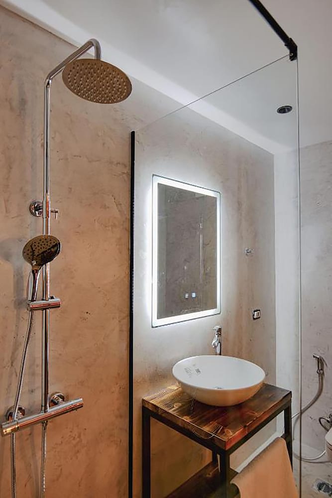 Hotel Piramida 49/50