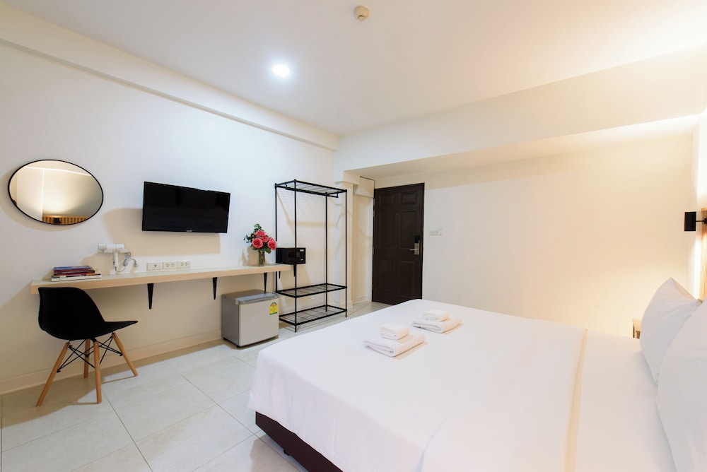 Grand Watergate Hotel 24/50