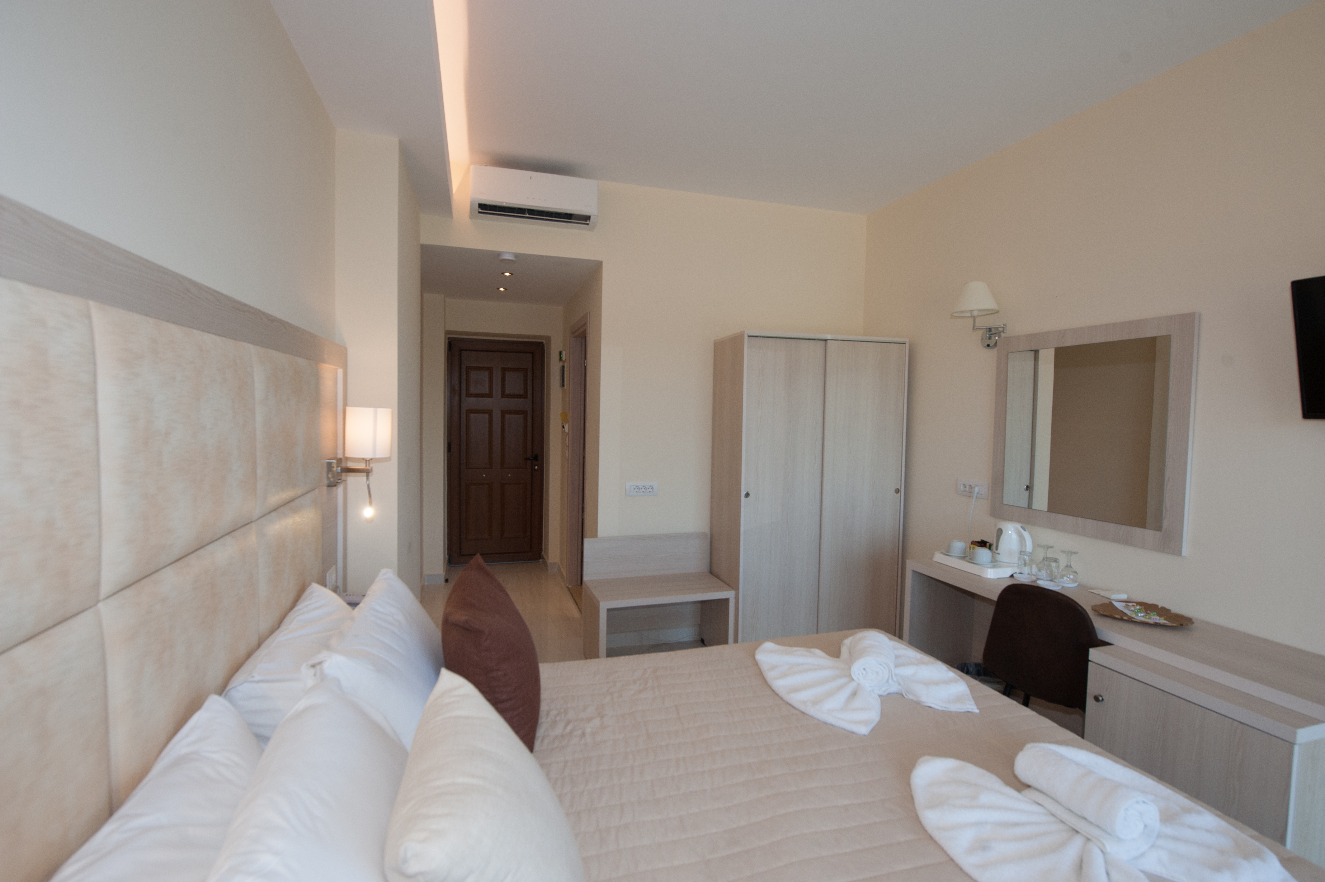 Brilliant Holiday Resort - Adults Only 17/50