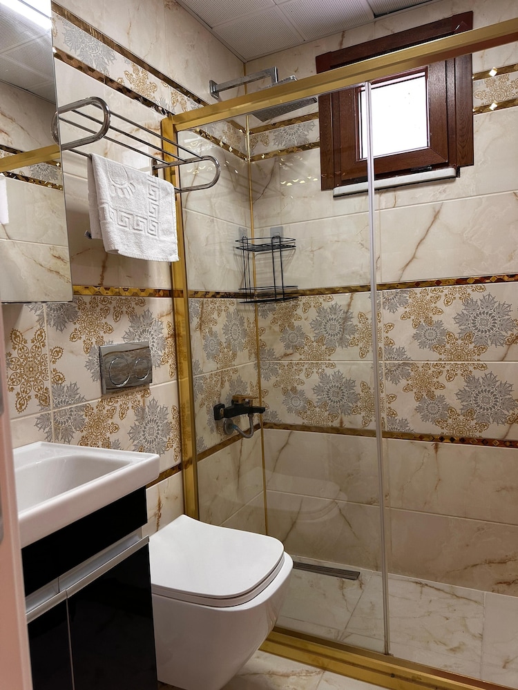 Hayat Rose Hotel 58/66