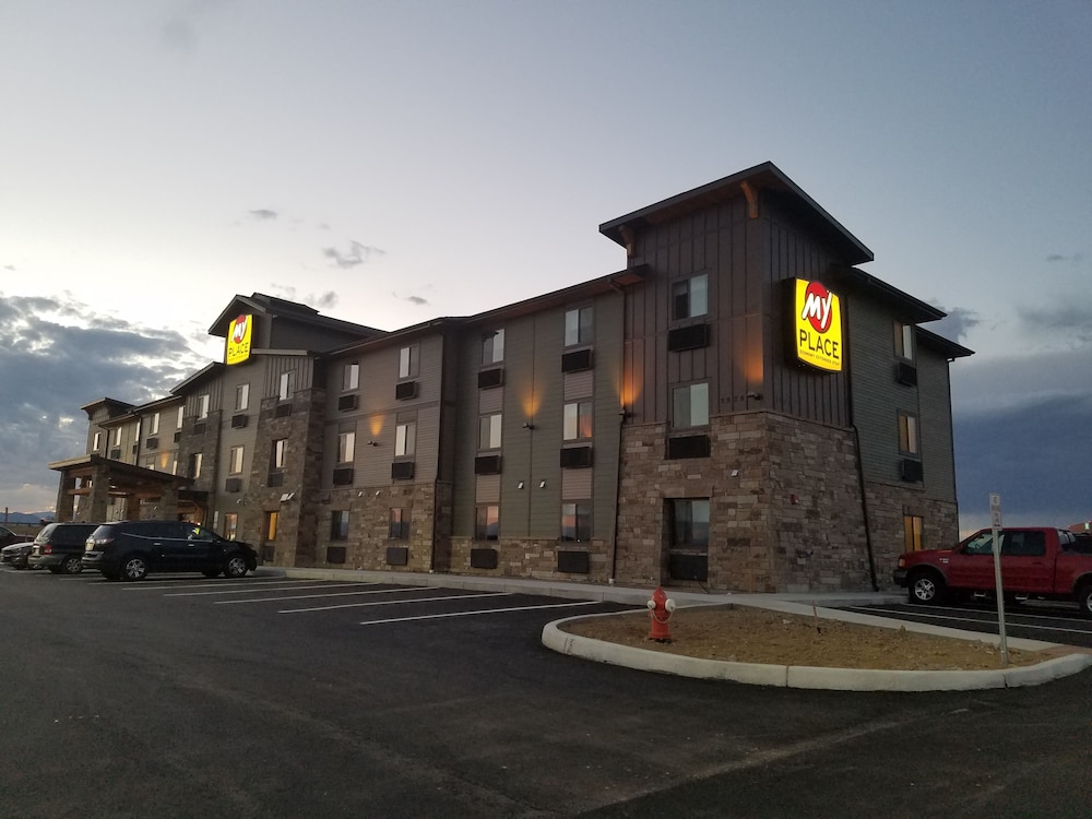 My Place Hotel-Loveland, CO 5/37