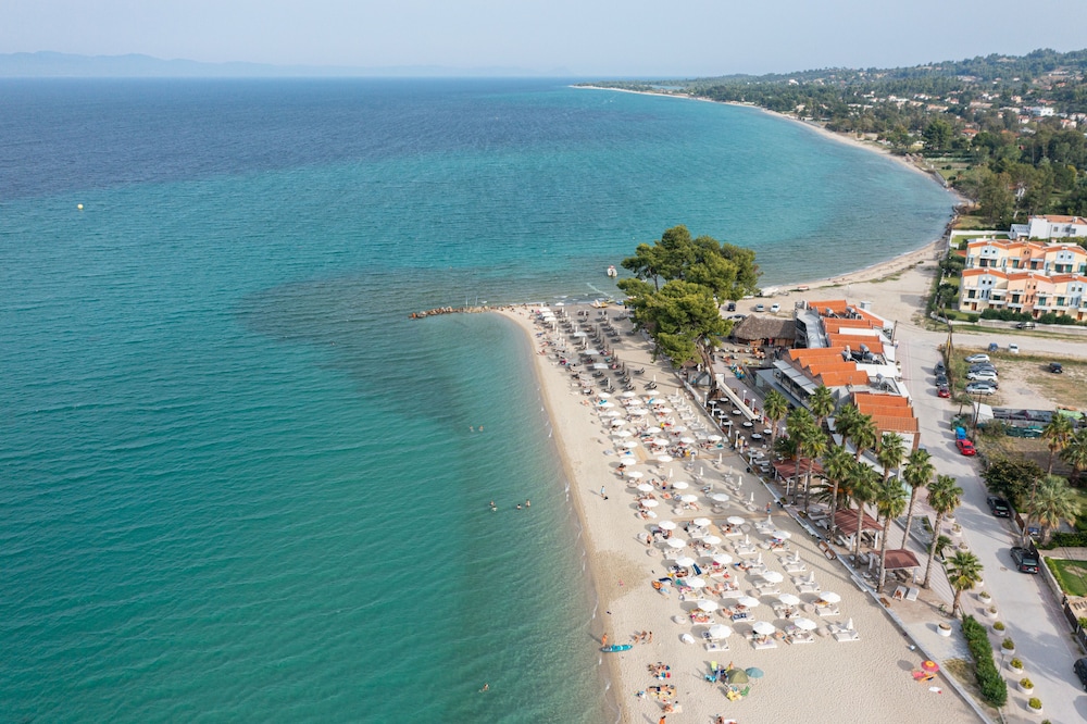 Flegra Beach Boutique Apartments 39/48