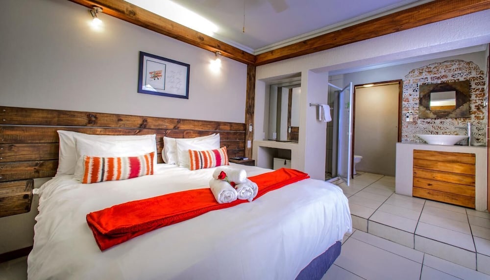 Zebrina Guest House 4/50