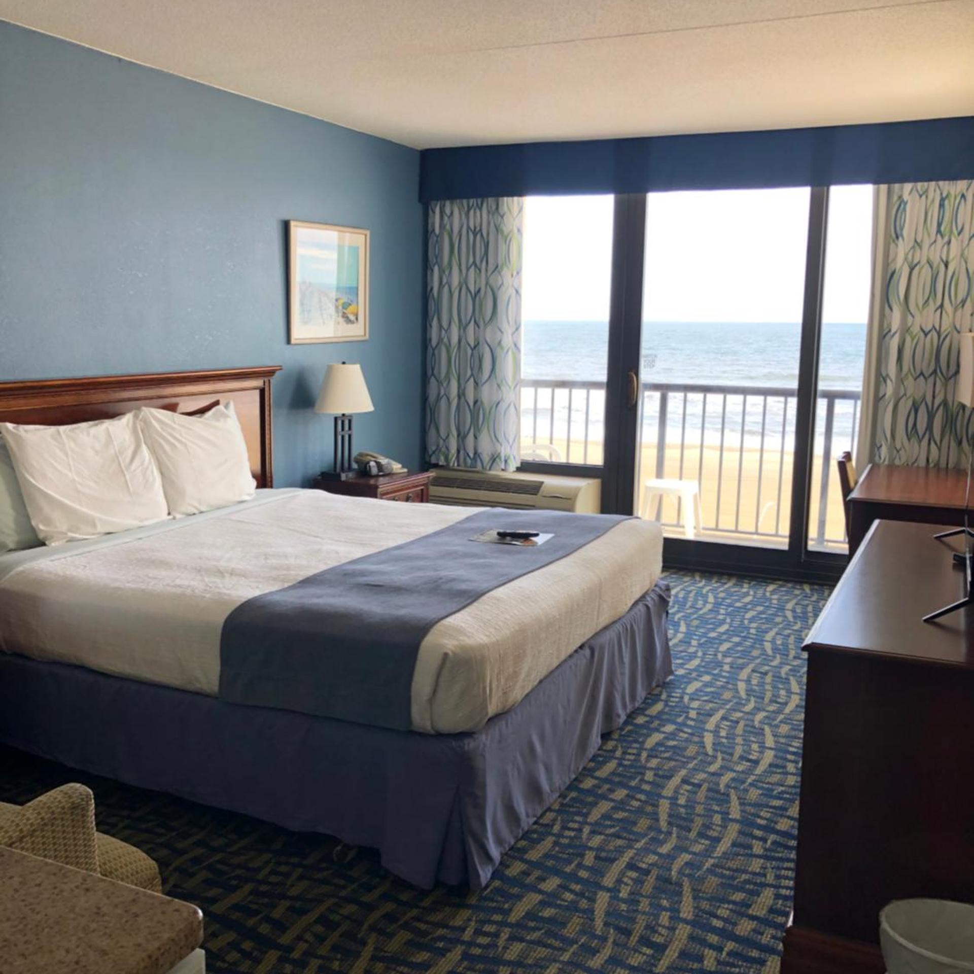 Room, King Bed, Ocean Front, Balcony