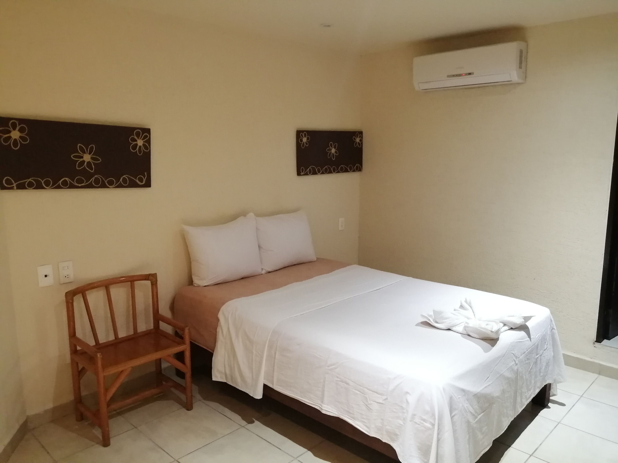 غرفة قياسية بسرير مزدوج، Hotel Ashly 4/10