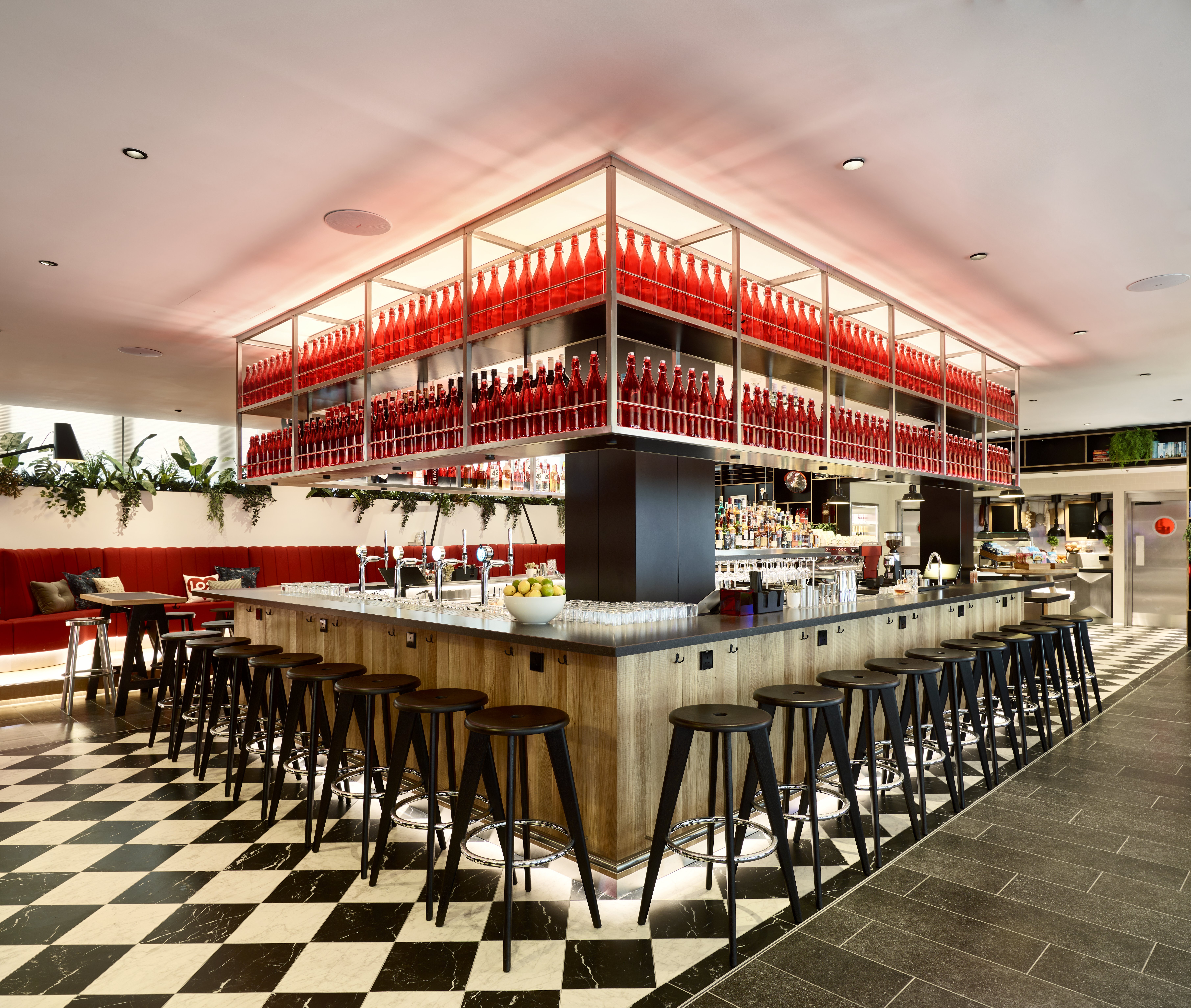 citizenM London Victoria Station 15/23