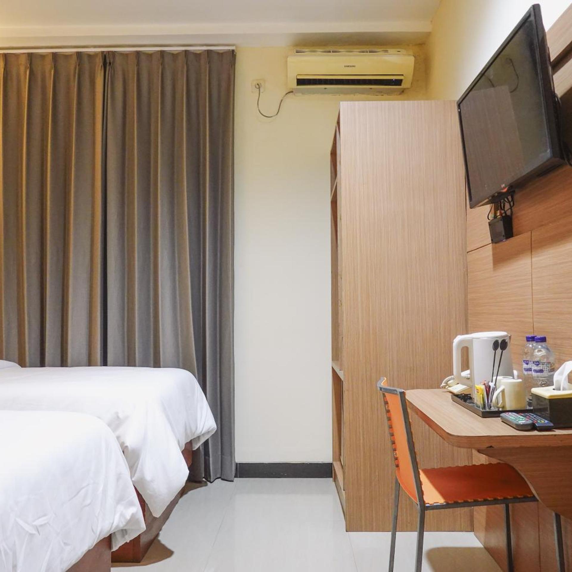 City Hotel Mataram 48/49