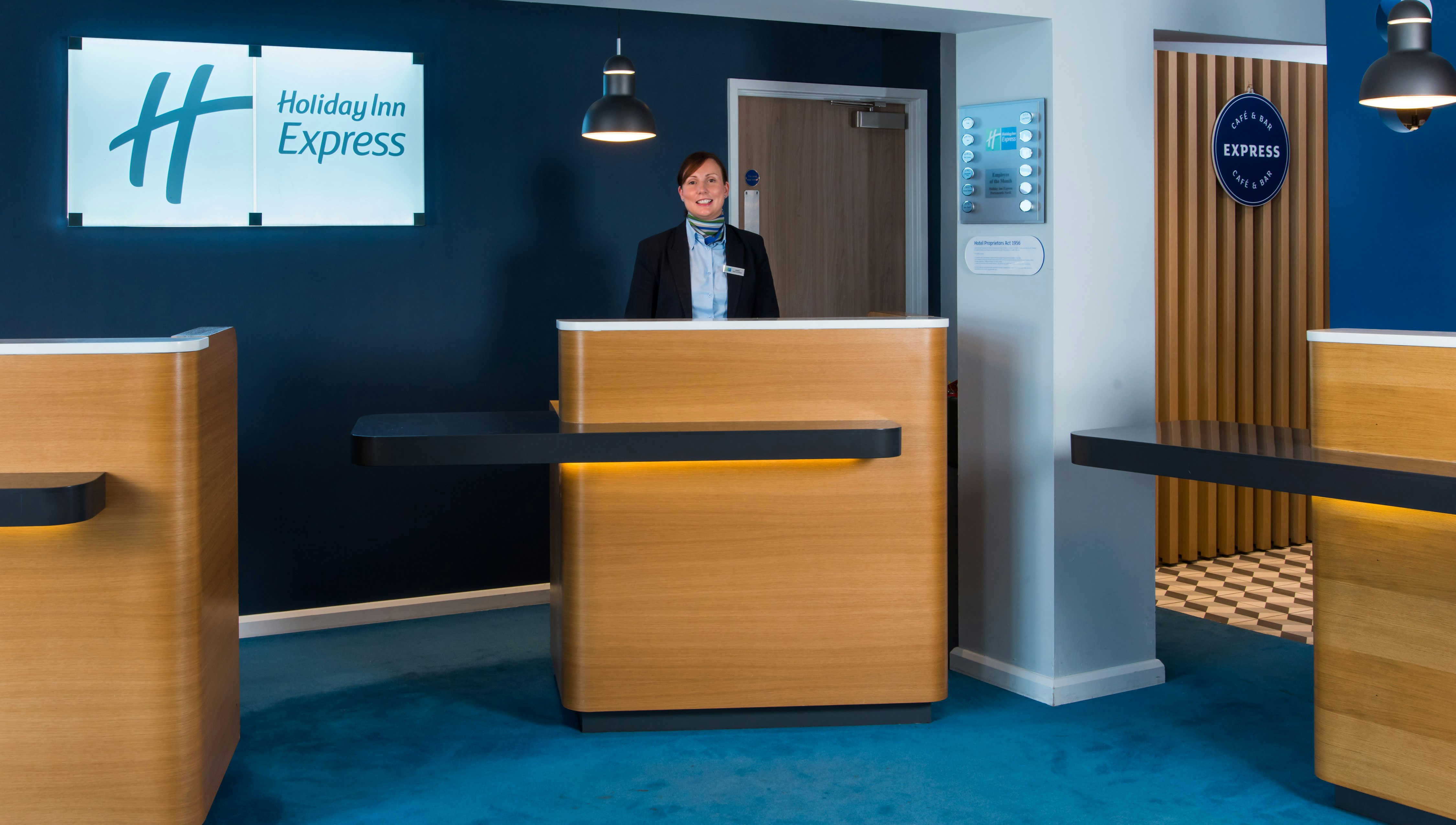 Holiday Inn Express Portsmouth North 10/52