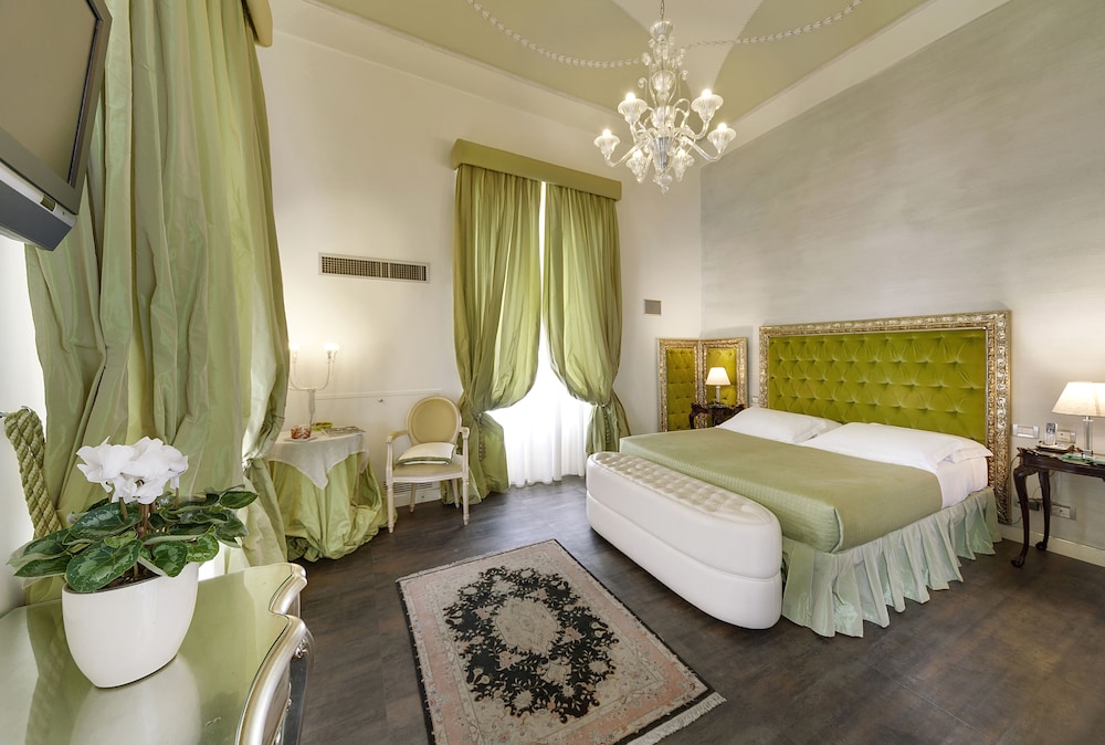 Antica Badia Relais 10/79