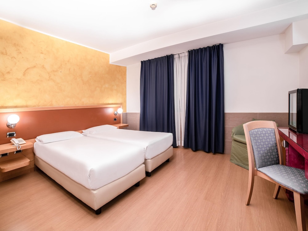 Ibis Styles Roma Vintage 27/64