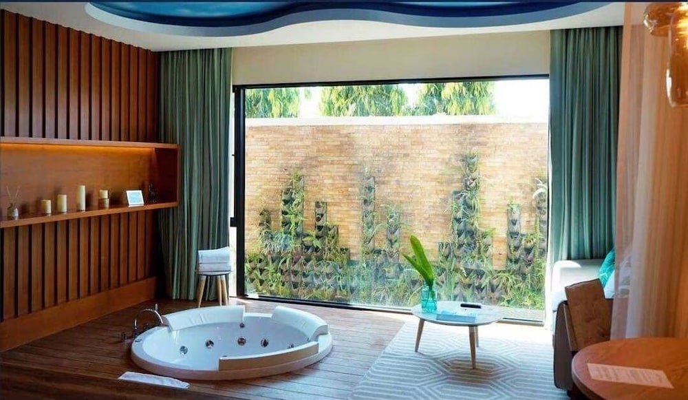 Pool Suite Chiang Mai 48/50