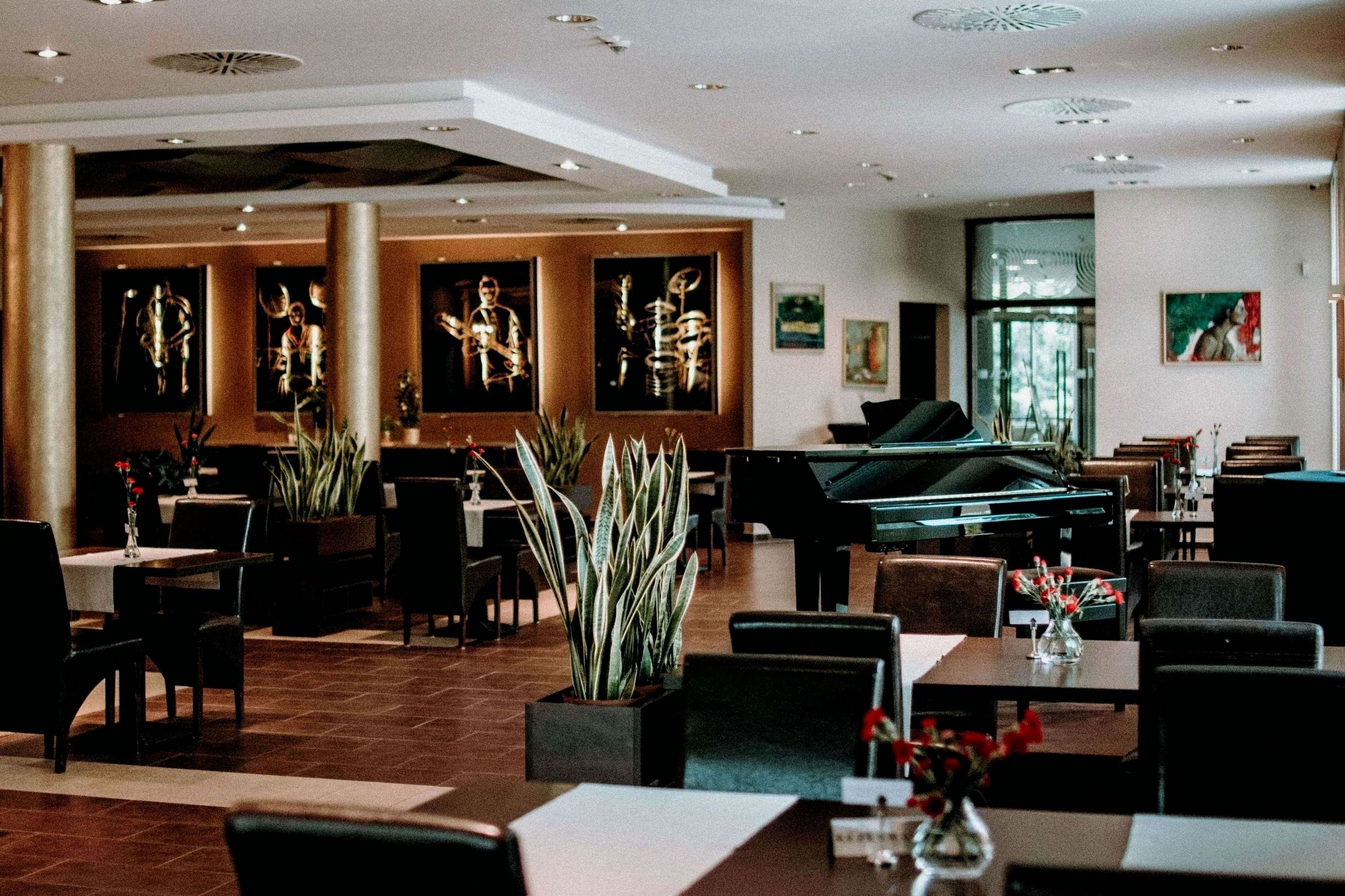 Ruben Hotel 4/8