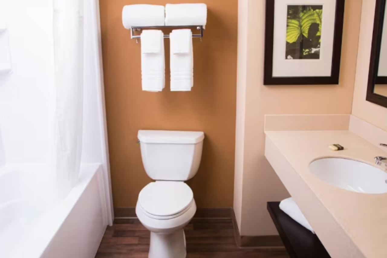 Motel6 Corporate Extended Stay Chicago Lisle IL 9/10