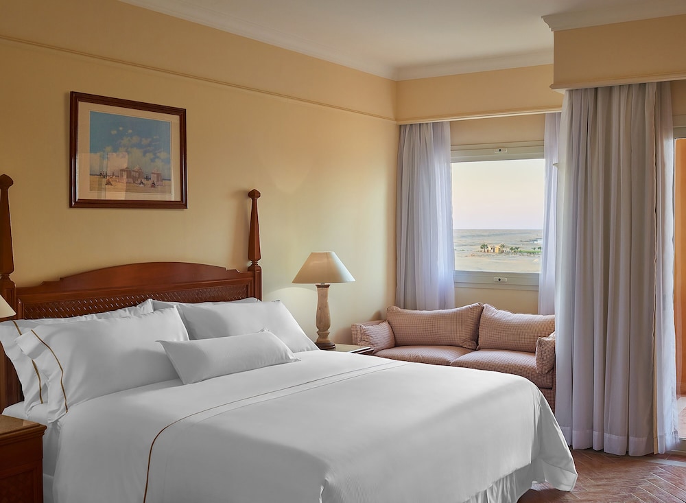 The Cascades Golf Resort, Spa and Thallasso 10/50
