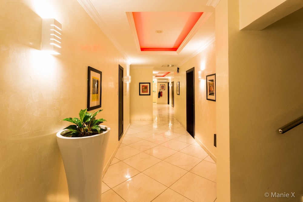 Morning Side Suites Etim Inyang 9/37