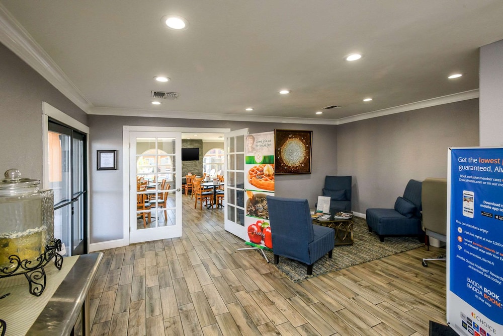 Quality Inn Redding Near I-5 43/51