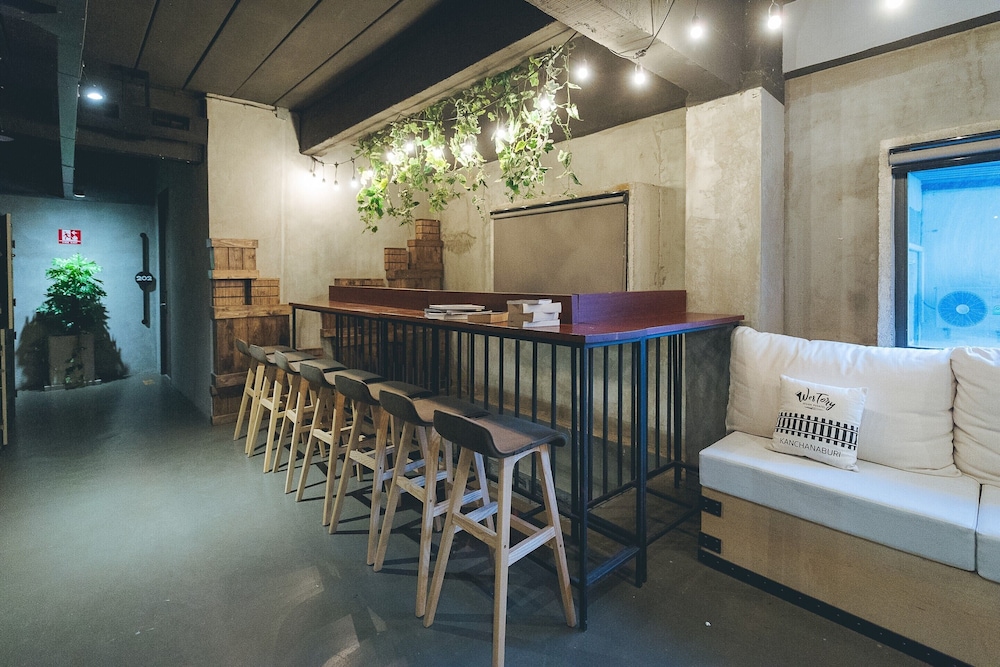 Westory - Hostel 55/70