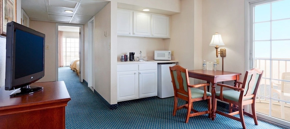 Paradise Plaza Inn 36/42
