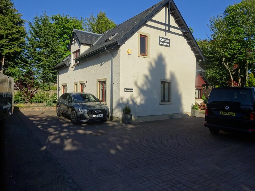 Culliss House B And B 34/46