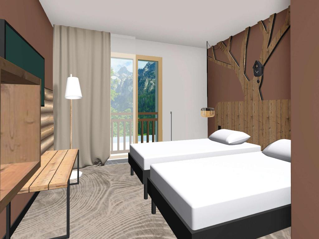 ROOM, SINGLE, DOUBLE AND BUNK BED, CHAISE LOUNGE