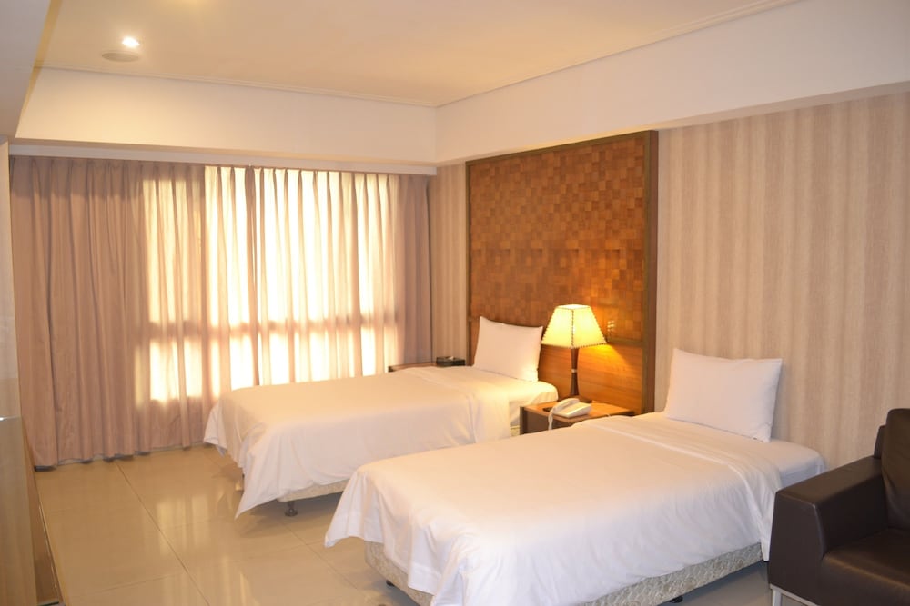 SLV Hotel 13/50
